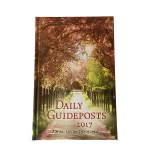 Daily Guideposts 2017 Hardcover
